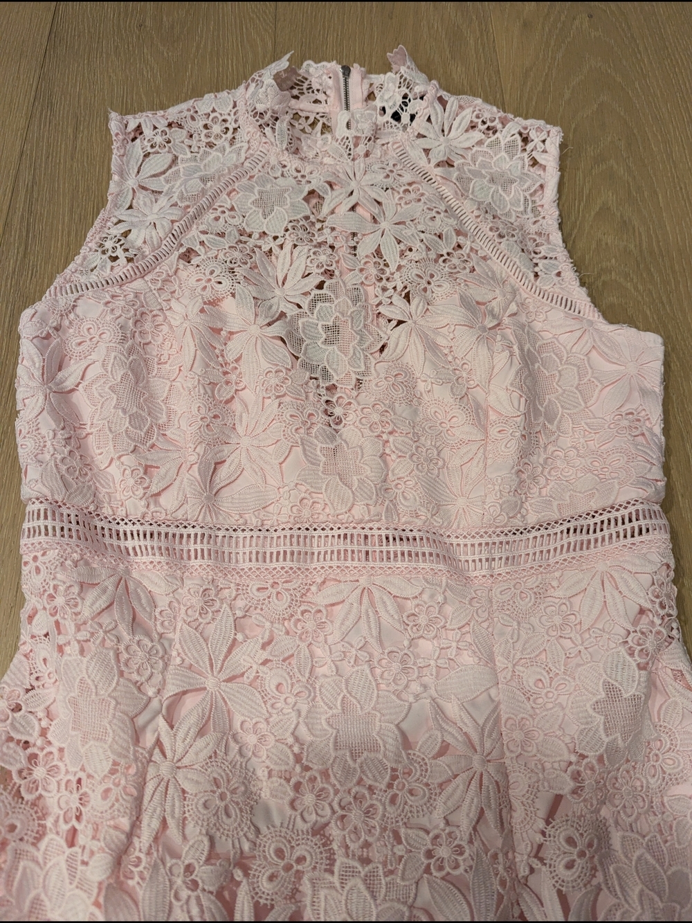 Delicate Pink Floral Lace Dress - Picture 3 of 6